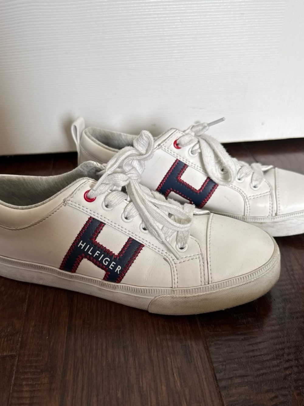 Tommy Hilfiger Woman’s White Leather Sneakers with Navy & Red Accents